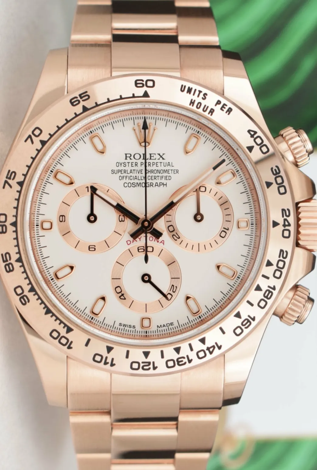 rolex__kt_rose_gold_dayto_2.webp Racing Professional Watches | Sant Blanc ROLEX 2019 18kt Rose Gold Daytona Ivory Index Box & Card Model 116505