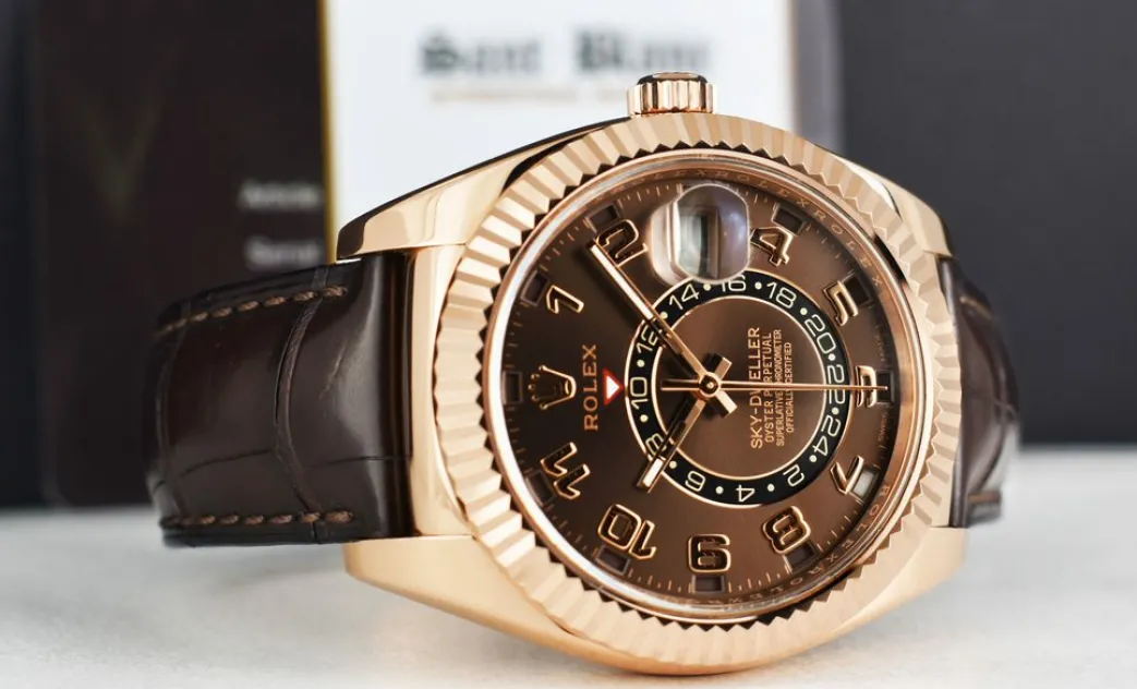 rolex__kt_rose_gold_sky_d_9.webp Pilots Classic Watches | Sant Blanc ROLEX - 18kt Rose Gold Sky Dweller Chocolate Box Model 326135