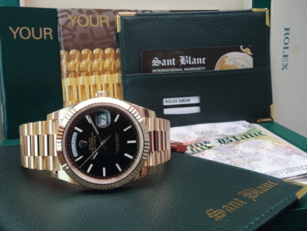 rolex_kt_gold_daydate__bl_10.webp Men's Watches | President Dress Watches | Sant Blanc Rolex 18kt Gold DayDate 40 Black Diagonal Motif Model 228238