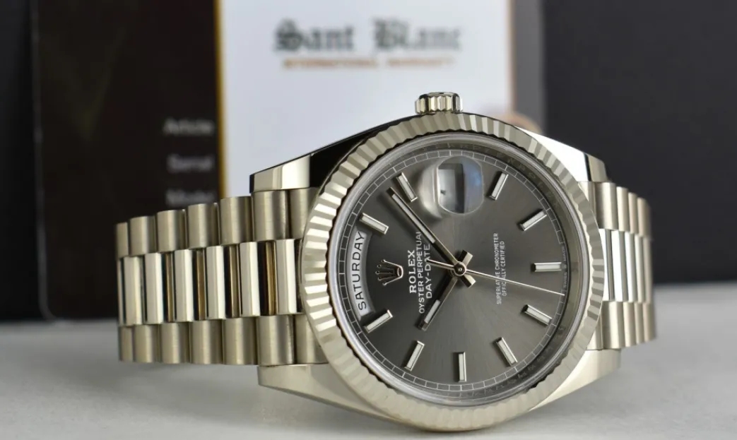 rolex_kt_white_gold_dayda_4-1.webp Men's Watches | President Dress Watches | Sant Blanc ROLEX 18kt White Gold Day-Date 40 President Rhodium Index Dial with Card Model 228239