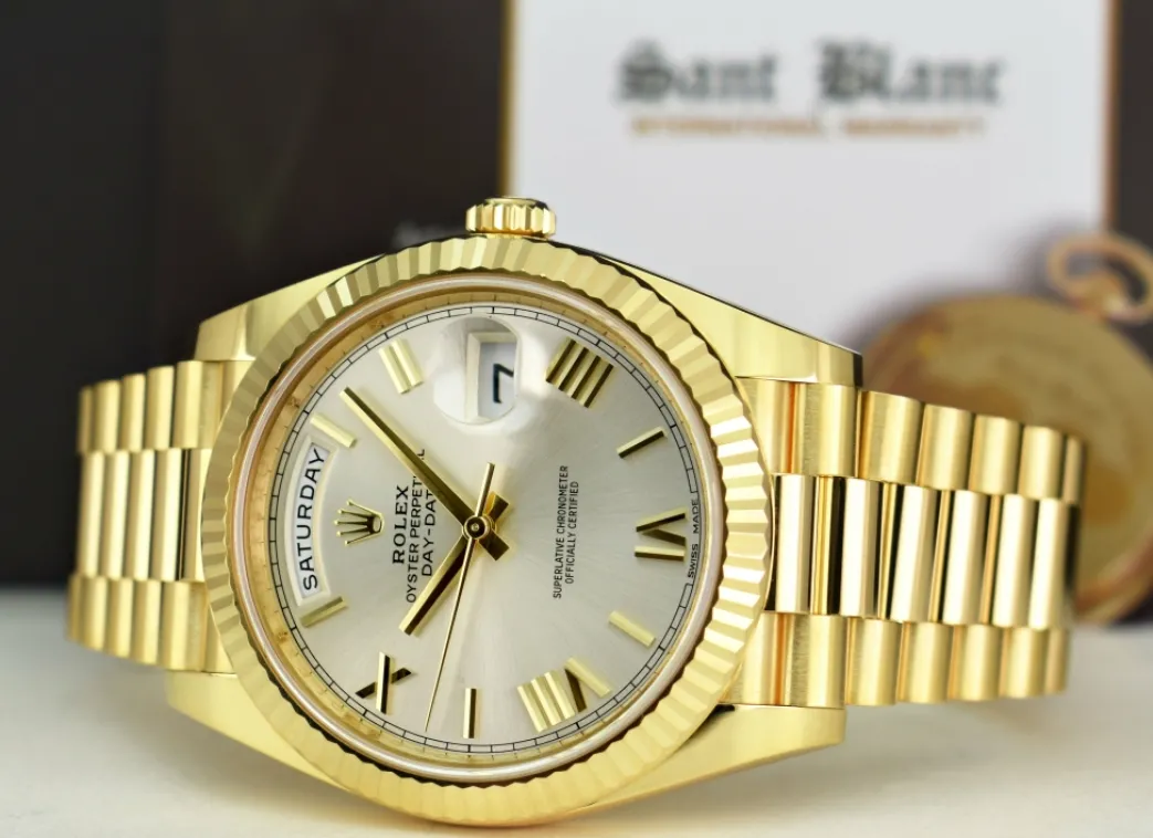 rolex_kt_yellow_gold_day__5-2.webp Men's Watches | President Dress Watches | Sant Blanc ROLEX 18kt Yellow Gold Day Date 40 President Silver Roman Dial Model 228238
