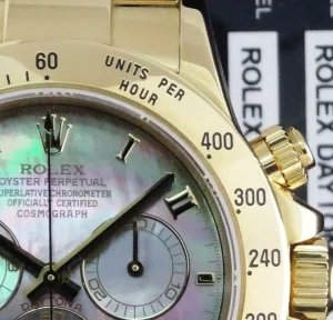 Racing Professional Watches | Sports Watches | Sant Blanc ROLEX 40mm Mens 18kt Gold Daytona Mother Of Pearl Roman Dial Model 116528
