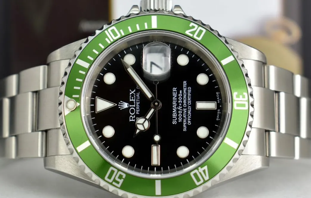 rolex_mm_stainless_submar_4-1.webp Diving Professional Watches | Sant Blanc ROLEX 40mm Stainless Submariner Black Dial Green Bezel Kermit Model 16610