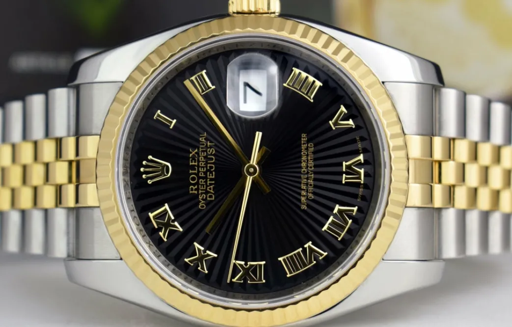 rolex_rehaut_kt_gold__sta_5-1.webp Men's Watches | Dress Watches | Sant Blanc ROLEX REHAUT 18kt Gold & Stainless DateJust Black Sunbeam Roman Dial Model 116233