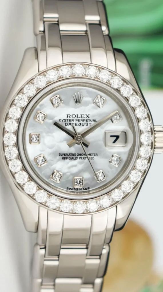 The Masterpiece | Sant Blanc ROLEX Rehaut 29mm 18kt White Gold Masterpiece Mother of Pearl Diamond Model 80299