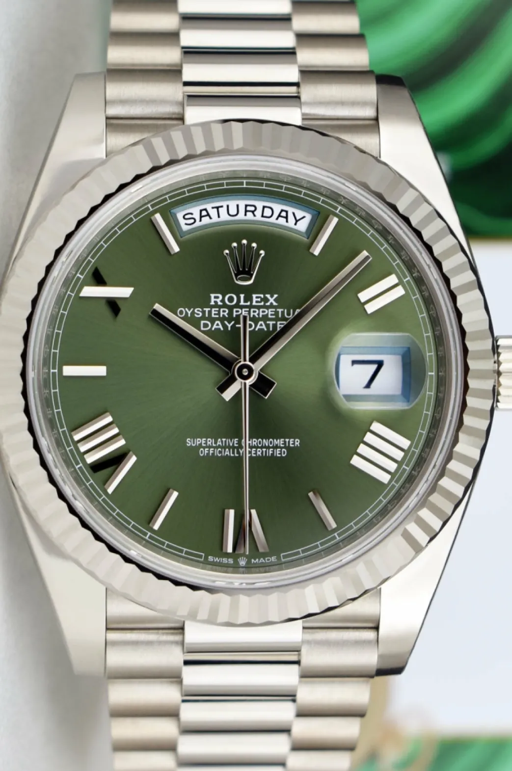 rolex_white_gold_day_date_2.webp President Dress Watches | Sant Blanc ROLEX White Gold Day Date 40 President Green Roman with Card Model 228239